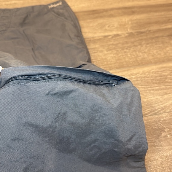 Billabong Women’s Convertible Cargo Pants | Zip-Off to Shorts | Size 3 | Gray - Picture 2 of 11